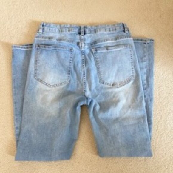 Cali Jeans - Picture 4 of 6